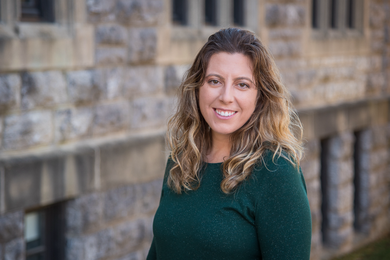 Sarah Bechtel headshot